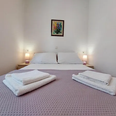 Apartment Zeljko *