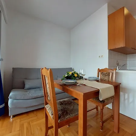 Apartment Zeljko *