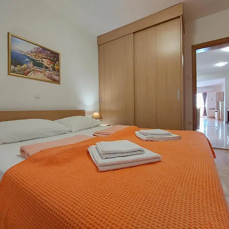 Apartment Zeljko Crikvenica