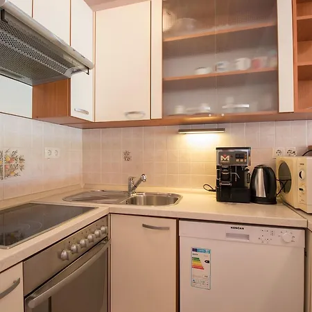 Apartment Zeljko *